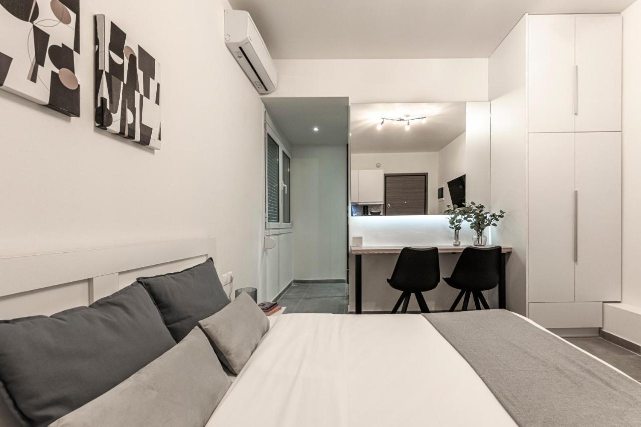 Phaedrus Living: City Center Executive Flat Stadiou Атина Екстериор снимка